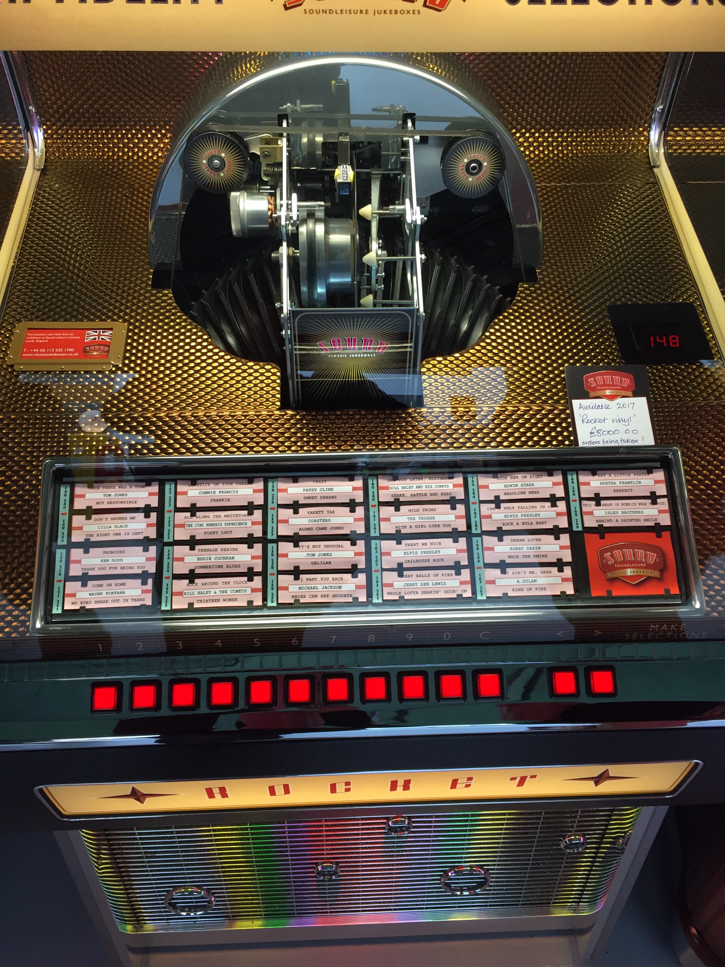 Sound Leisure Rocket Vinyl Jukebox | Select Jukeboxes